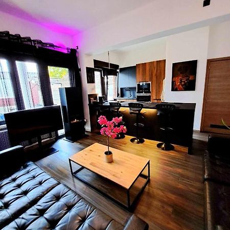 Petite Chambre Dans Une Jolie Colocation Лиеж Екстериор снимка