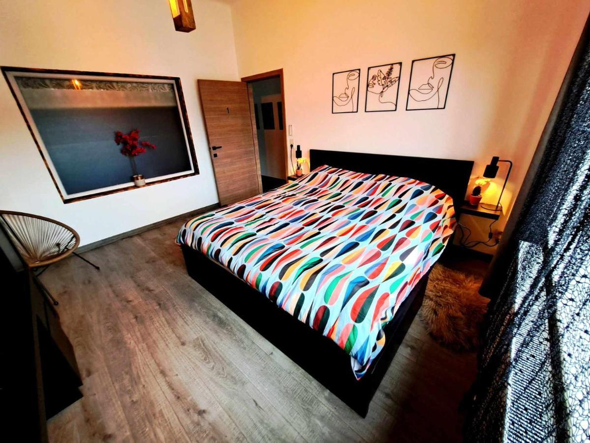 Petite Chambre Dans Une Jolie Colocation Лиеж Екстериор снимка