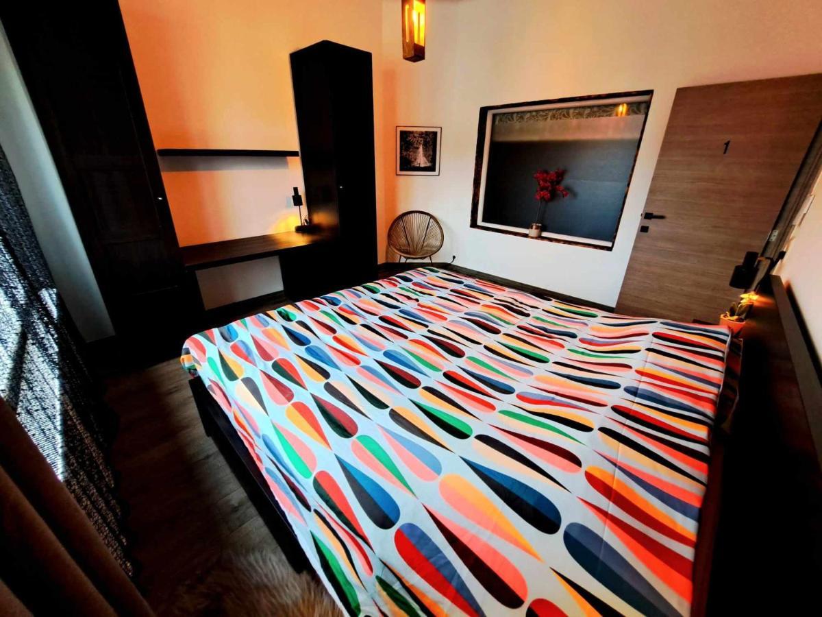 Petite Chambre Dans Une Jolie Colocation Лиеж Екстериор снимка