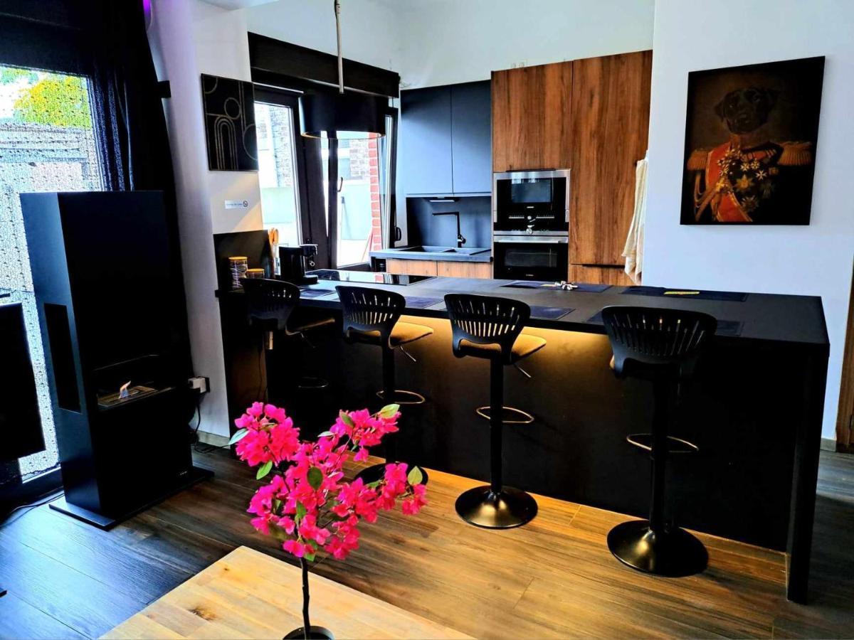 Petite Chambre Dans Une Jolie Colocation Лиеж Екстериор снимка